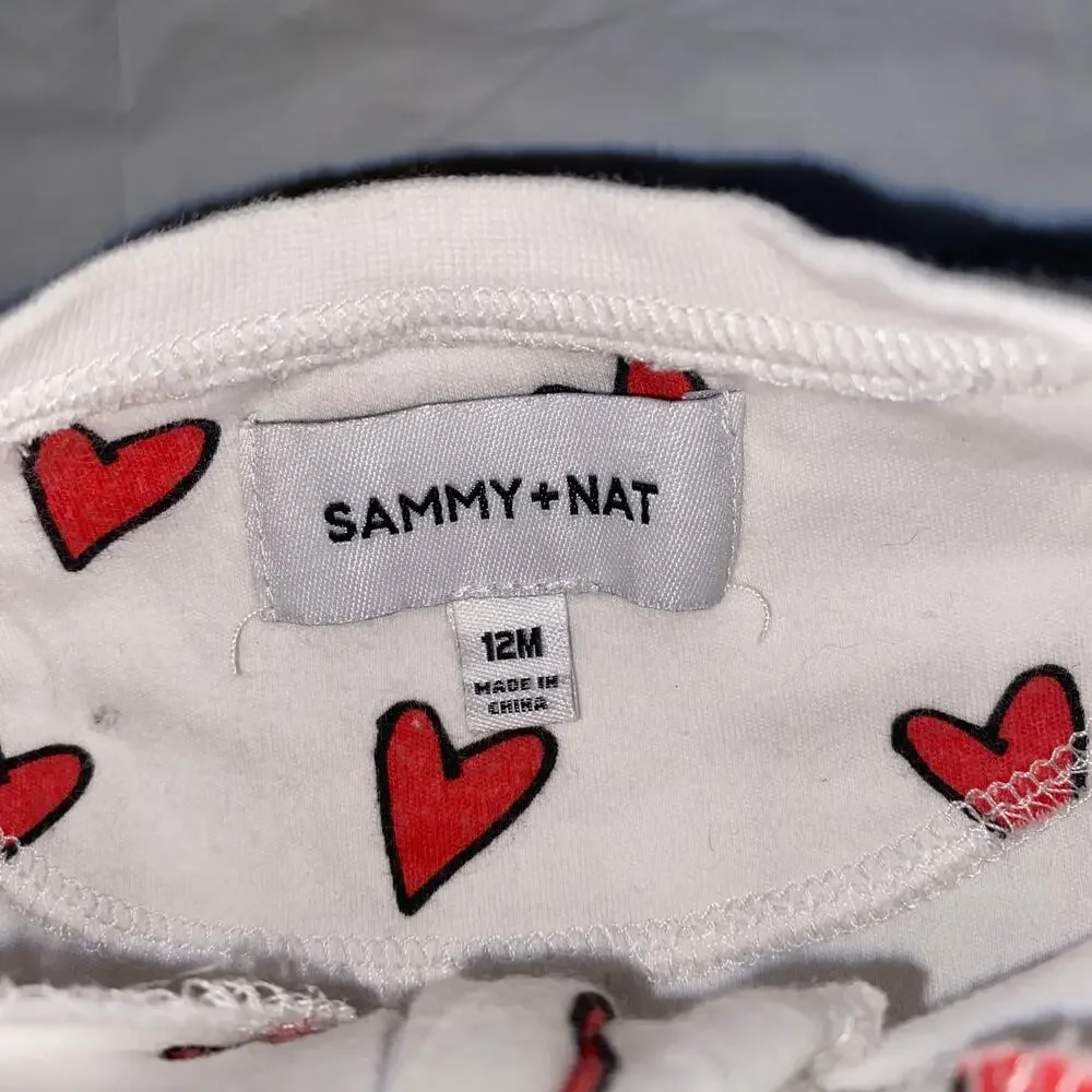 Sammy + Nat White Red Heart One-Piece Baby Girls Pajamas Size 12 Months